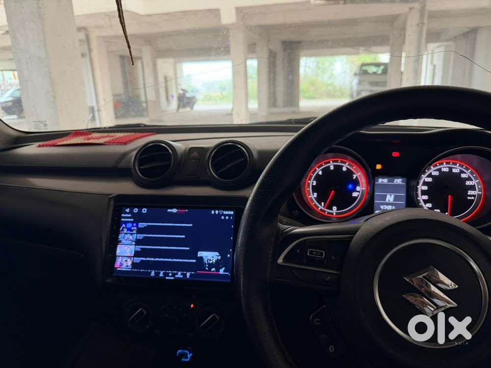 Maruti Swift Petrol 2022