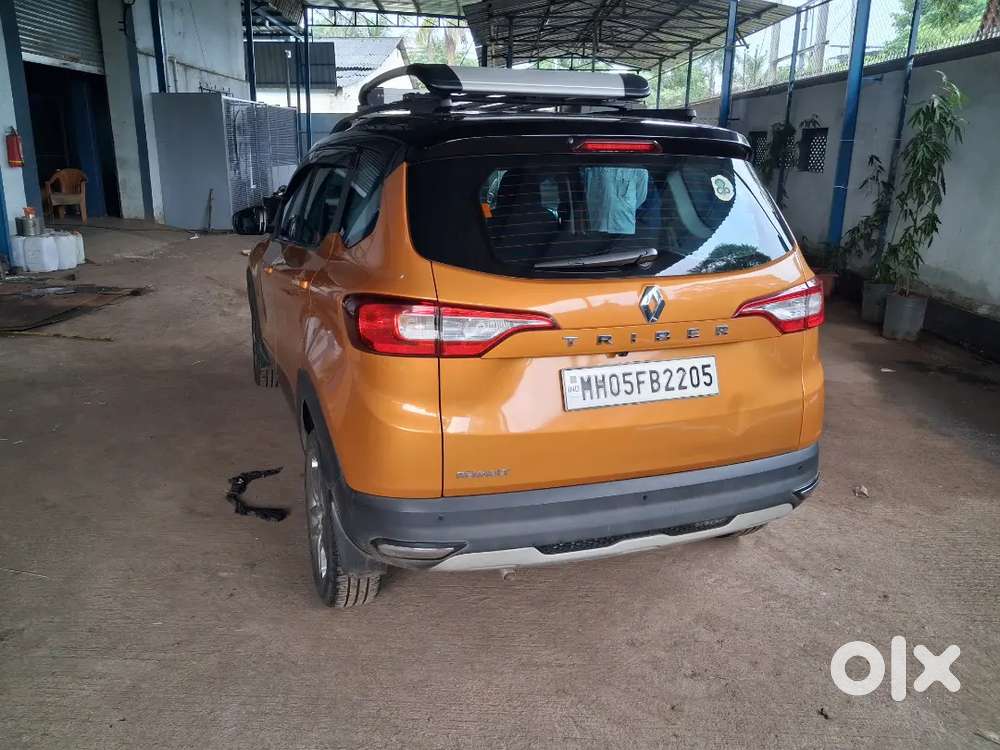 Renault Triber Petrol Amt 2022 Dual Tone