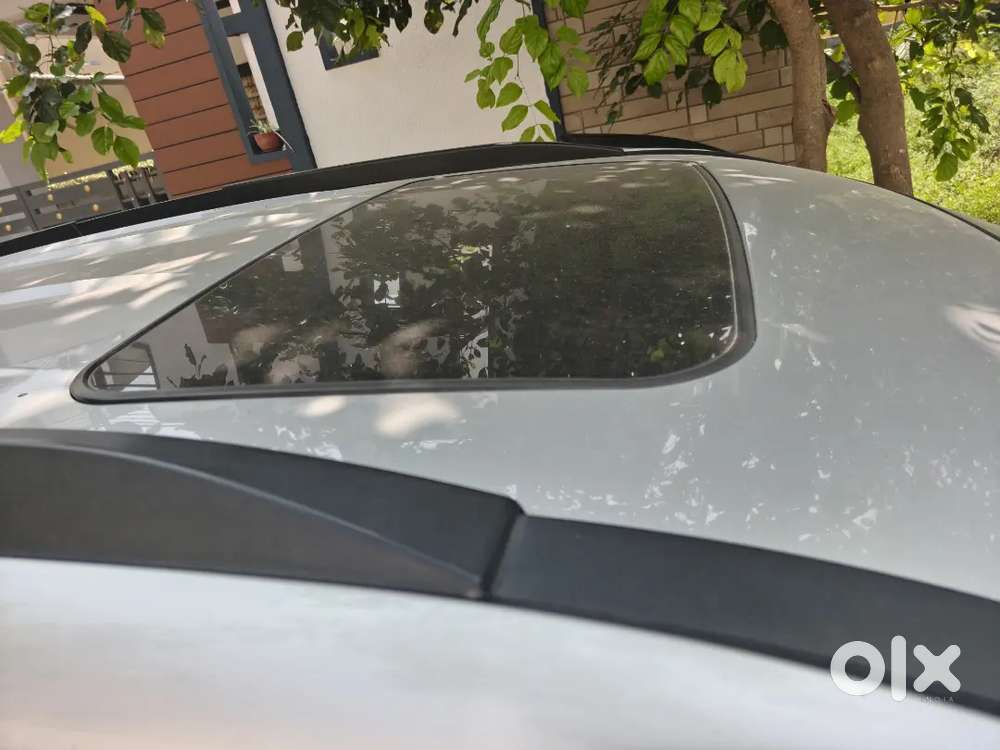 Mahindra Xuv500 W10 2wd 2015