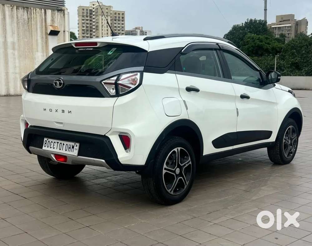 Tata Nexon 1.2 Revotron Xma Amt (s), 2021, Petrol