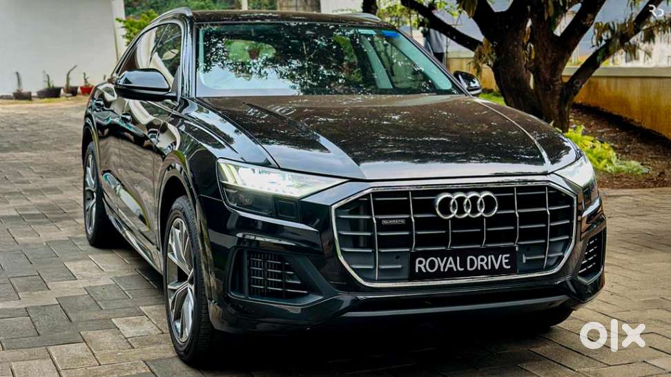 Audi Q8, 2022, Petrol