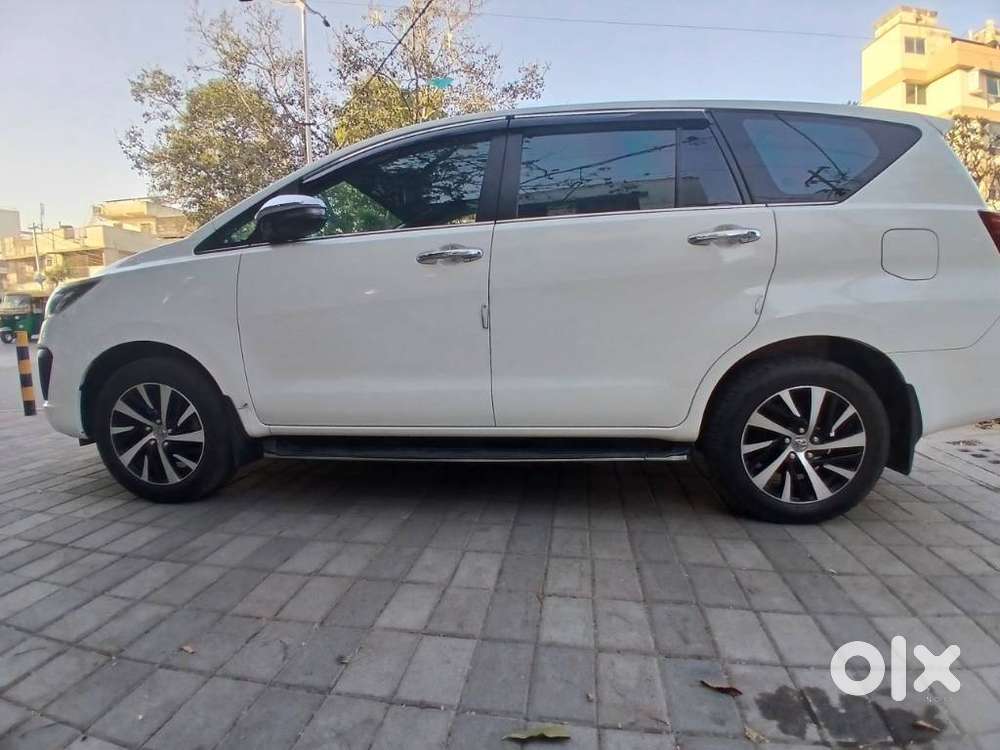 Toyota Innova Crysta Zx 2.4 Diesel 7 Seater, 2023, Diesel