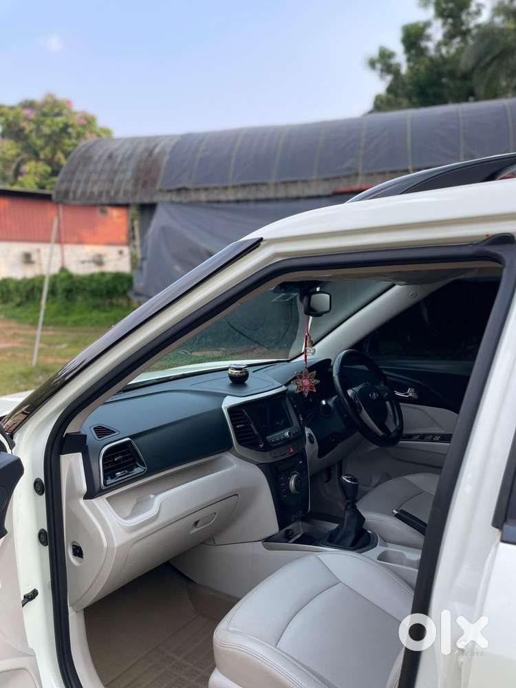 Mahindra Xuv300 W8 Option, 2020, Petrol