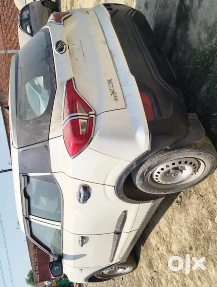 Mahindra Xuv300 2023 Diesel 150000 Km Driven
