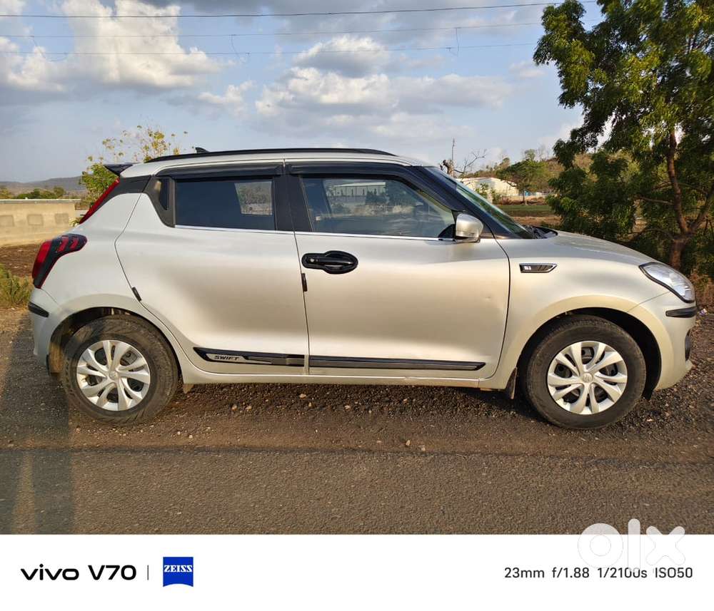 Maruti Suzuki Swift 2023 Well Maintained 62500km Drivern Vxi