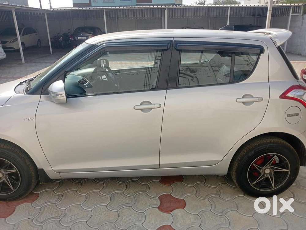Maruti Suzuki Swift 2012 Petrol Well Maintained