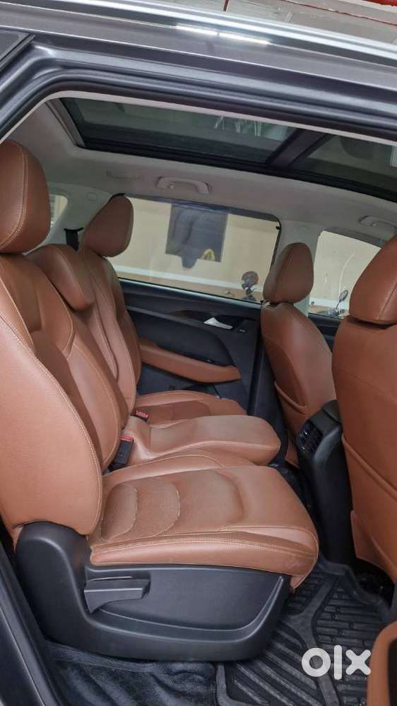 Mg Hector Plus 1.5 Sharp Turbo Cvt 6 Str, 2022, Petrol