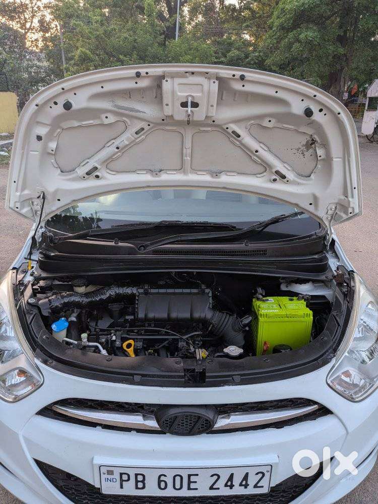 Hyundai I10 [ ] 1.2 Sportz At, 2011, Petrol