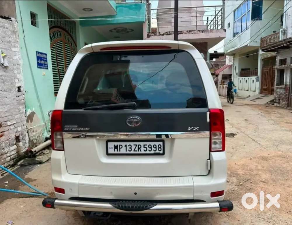 Tata Safari Storme Top Model  Diamond 575000rs