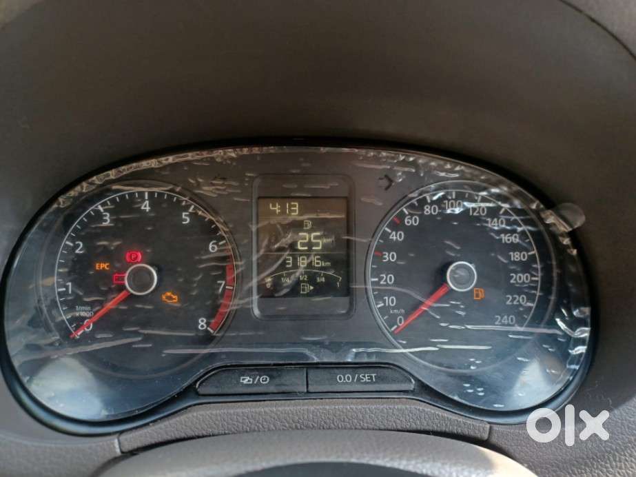 Volkswagen Vento 1.6 Highline, 2015, Petrol