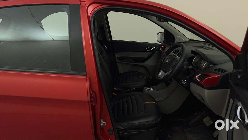 Tata Tiago Xza, 2017, Petrol
