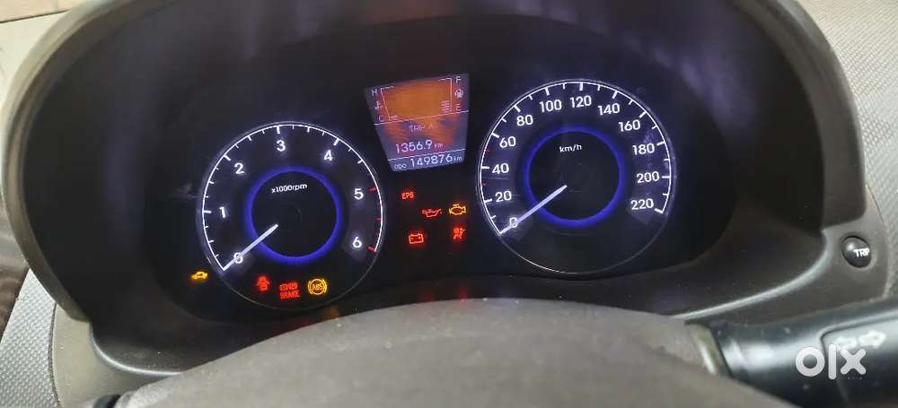 Hyundai Verna 2011 Diesel 149900 Km Driven For Sell