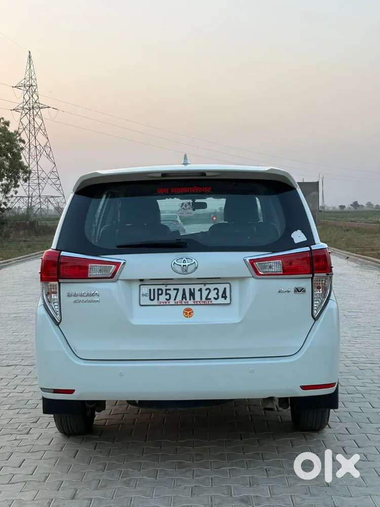 Toyota Innova Crysta 2018 Diesel 247512 Km Driven