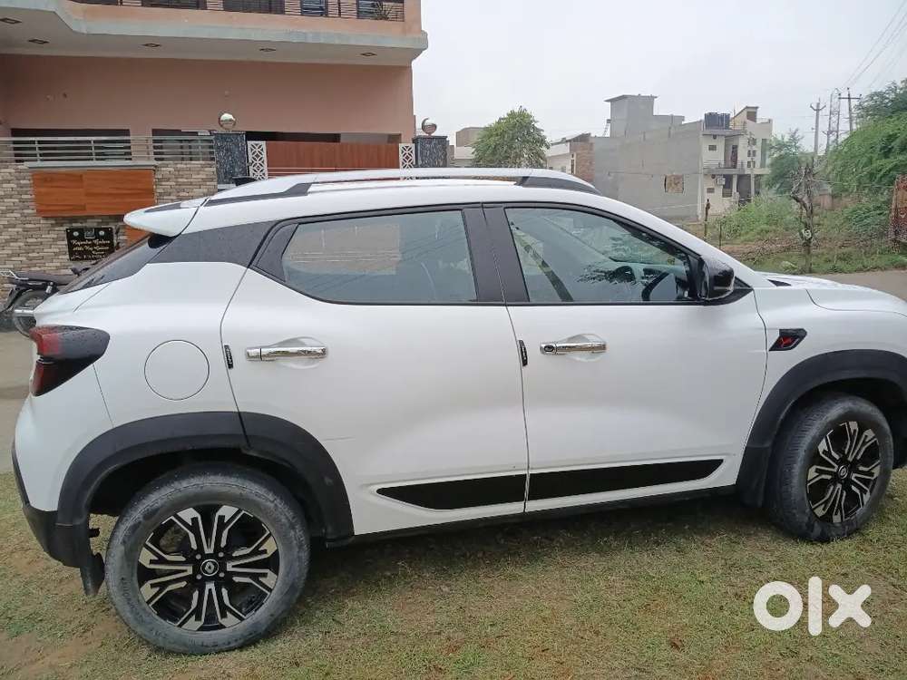 Renault Kiger 2023 Petrol 7100 Km Driven