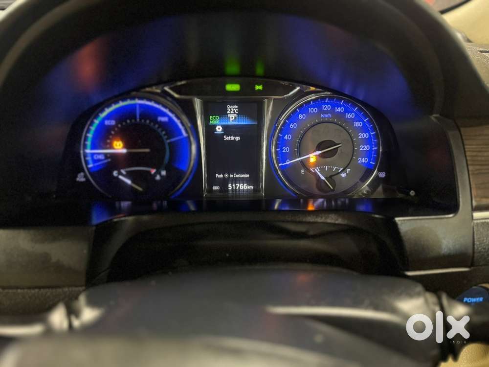 Toyota Camry Hybrid 2017