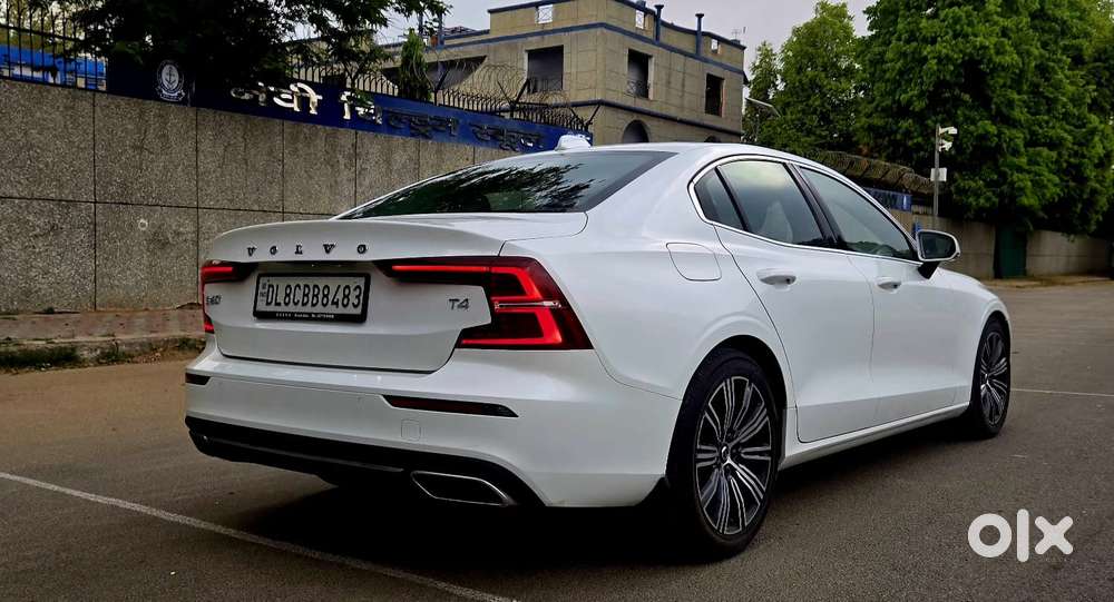Volvo S60 T4 Inscription, 2021, Petrol
