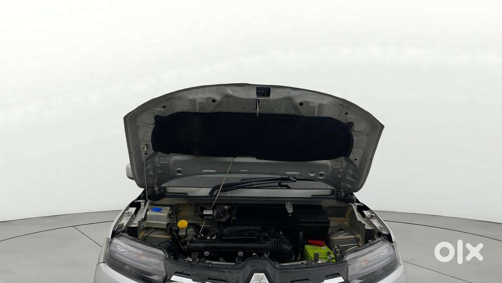 Renault Kwid 1.0 Rxt Amt, 2022, Petrol