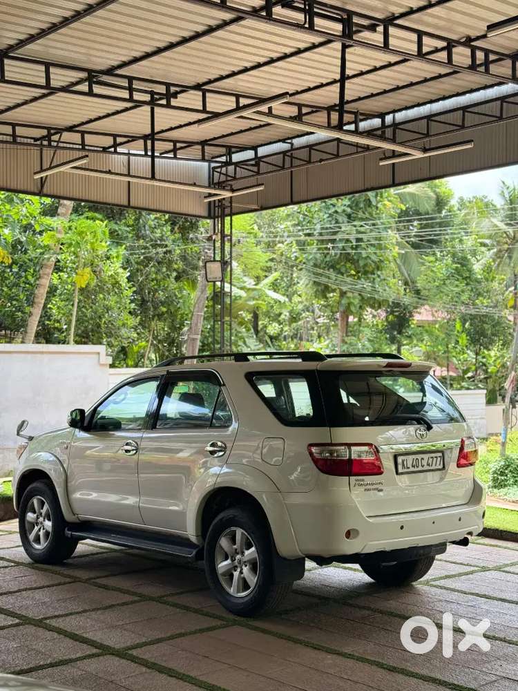 Toyota Fortuner Diesel 2010