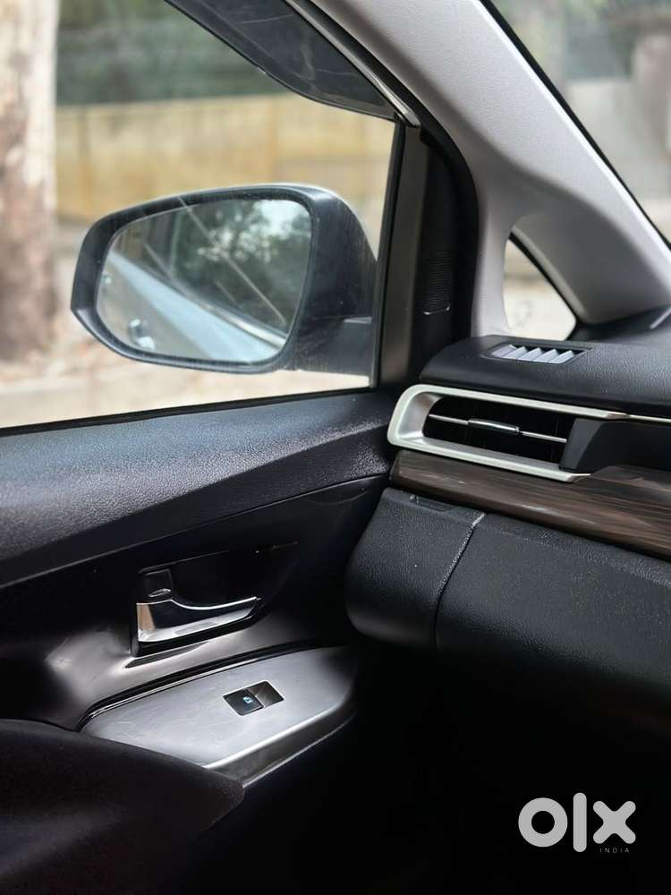 Toyota Innova Crysta [2020-ongoing] 2.4 Zx 7 Str, 2022, Diesel
