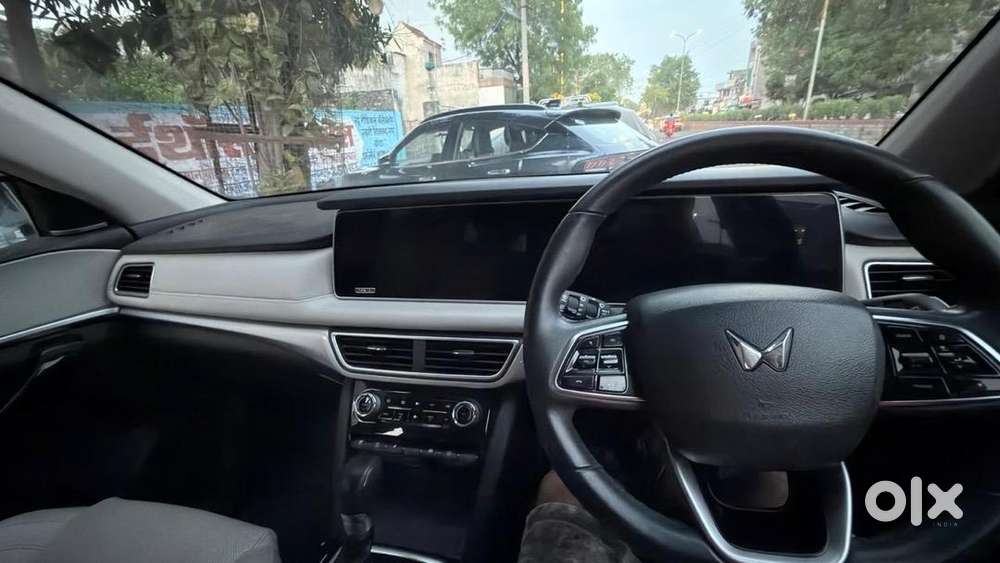 Mahindra Xuv700