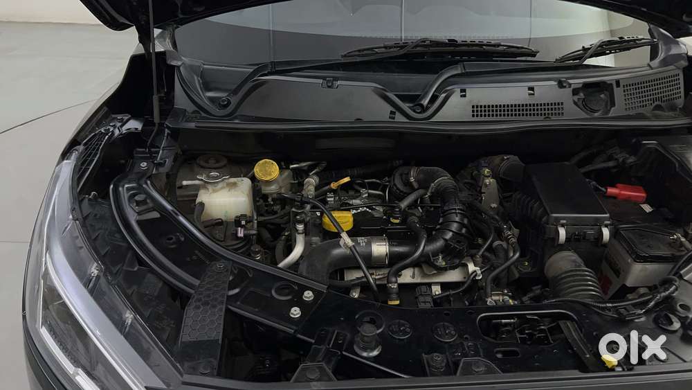 Nissan Magnite 1.0 Xv Premium Turbo Cvt (o), 2023, Petrol