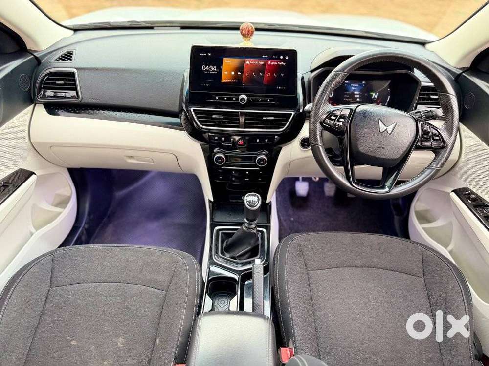 Mahindra Xuv 3xo Ax5 Ds Mt, 2024, Diesel