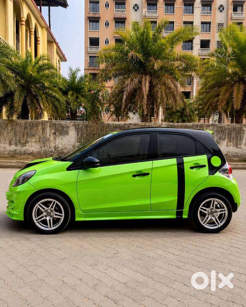 Honda Brio V Automatic, 2014, Petrol