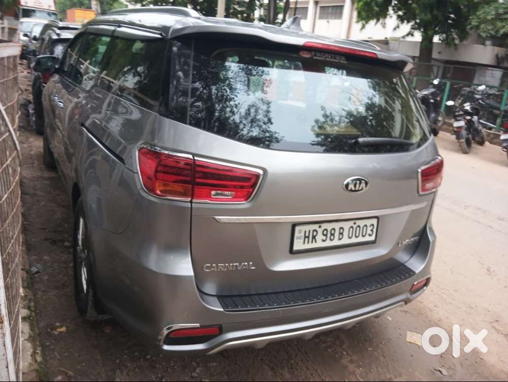 Vip Number Kia Carnival Limousine