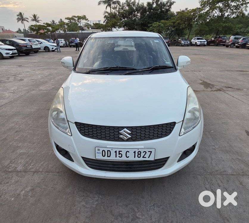 Maruti Suzuki Swift Vxi 1.2 Abs Bs-iv, 2014, Petrol