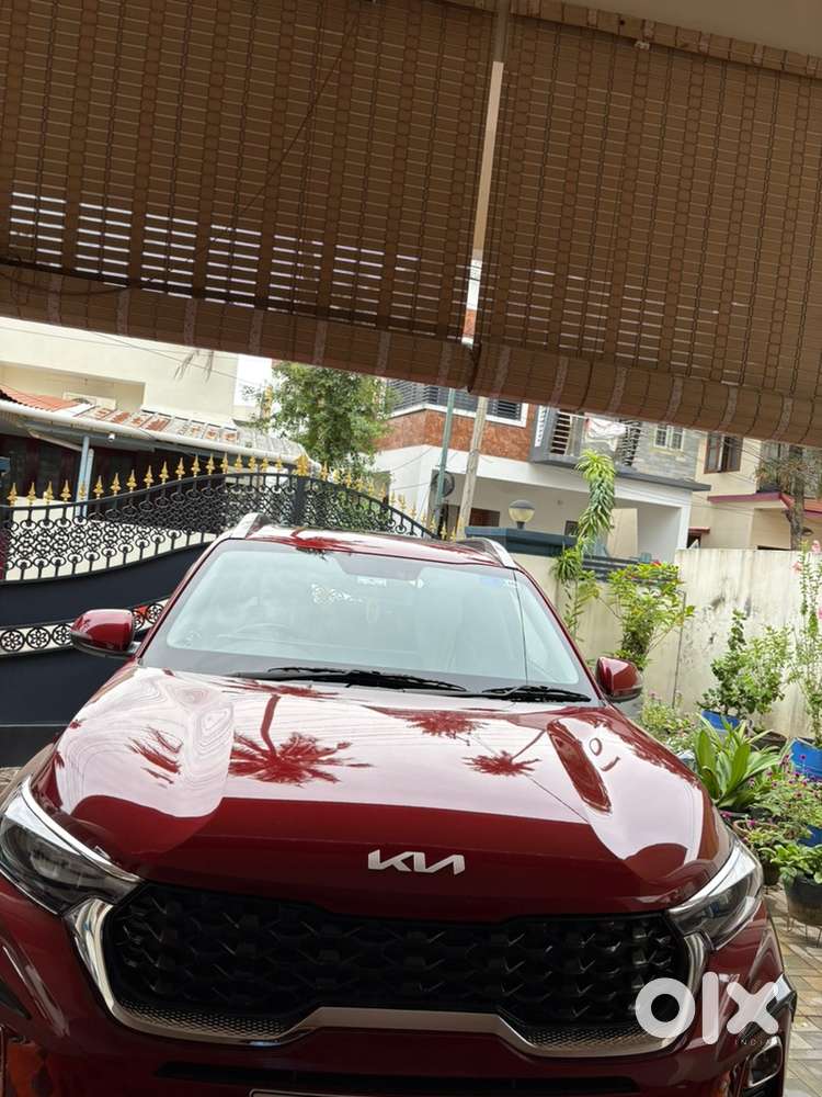 Kia Sonet Petrol Automatic 2023 Well Maintained