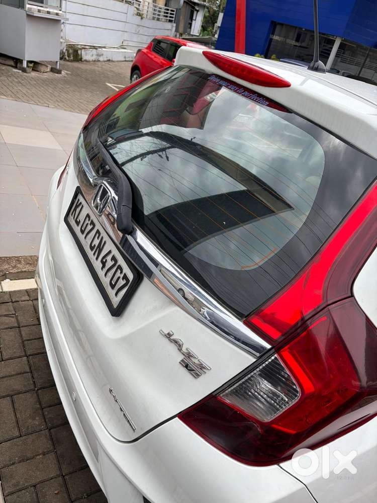 Honda Jazz V Automatic, 2018, Petrol