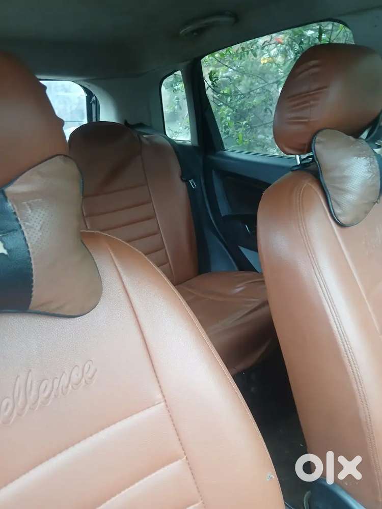 Ford Figo Petrol 2010 4th