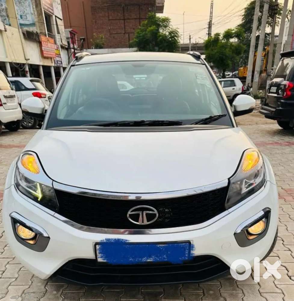 Doctor Driven Well Maintained Nexon Car