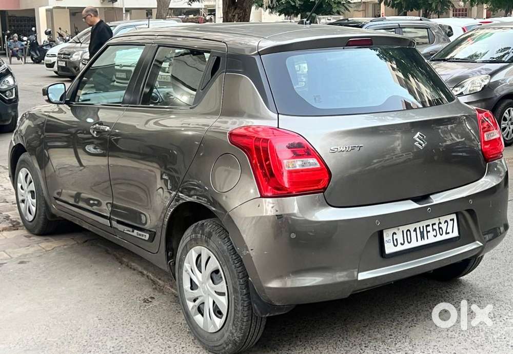 Maruti Suzuki Swift Vxi + Manual, 2022, Petrol
