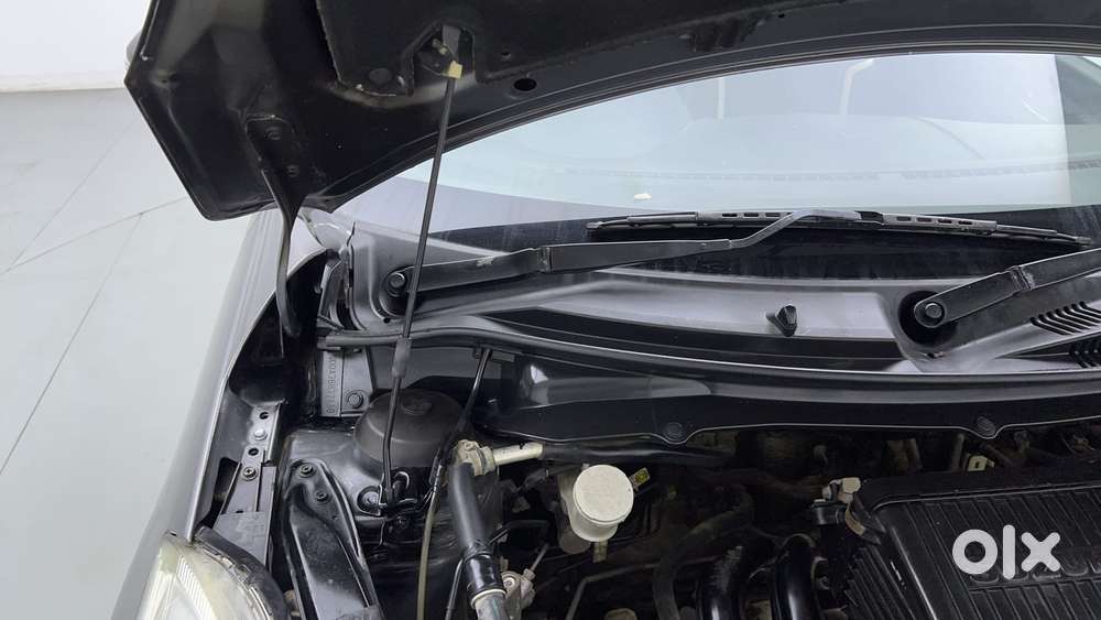 Maruti Suzuki Swift Vvt Vxi, 2016, Petrol