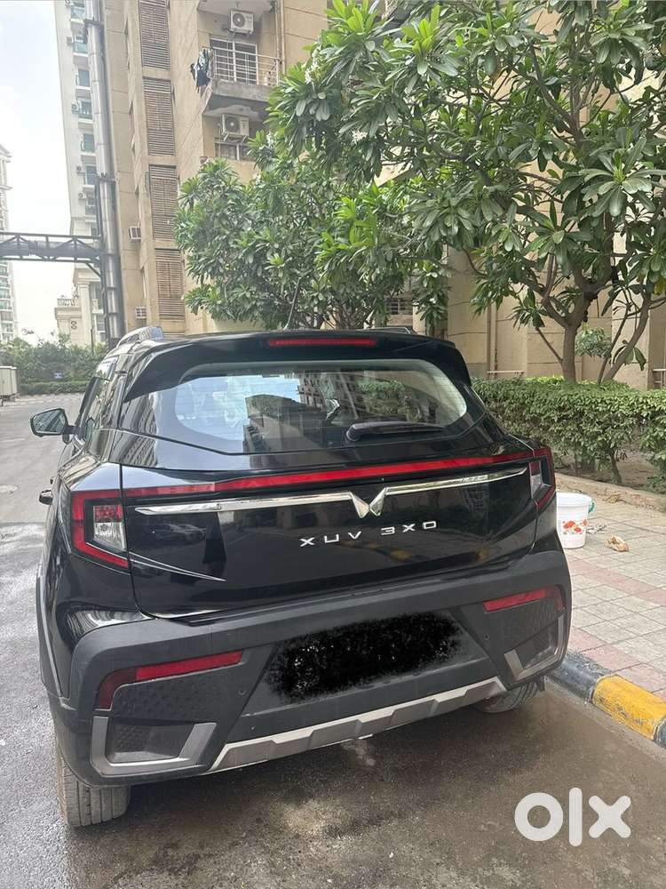 Mahindra Xuv 3xo Petrol 2024 Auto