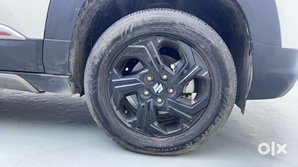 Maruti Suzuki Vitara Brezza 1.5 Zxi At, 2024, Petrol