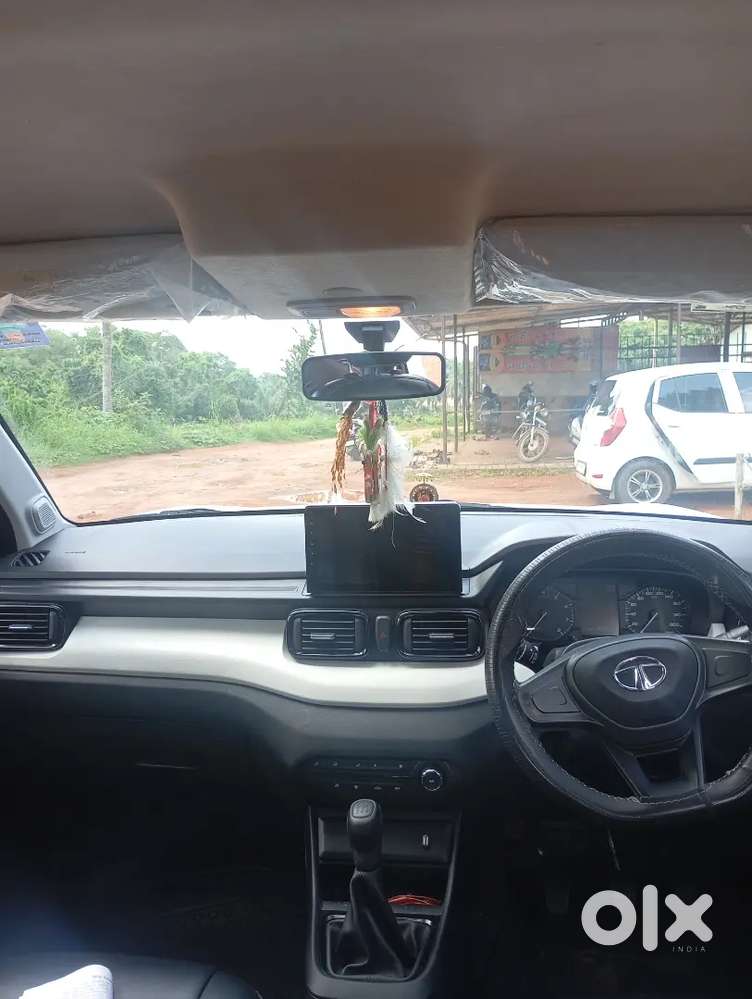 Single Owner 2023 Tata Punch Petrol - 5-star Safety, Excellent Conditi