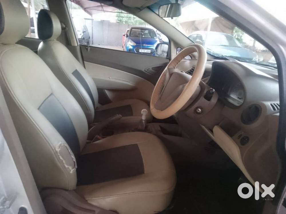 Chevrolet Sail U-va, 2013, Petrol