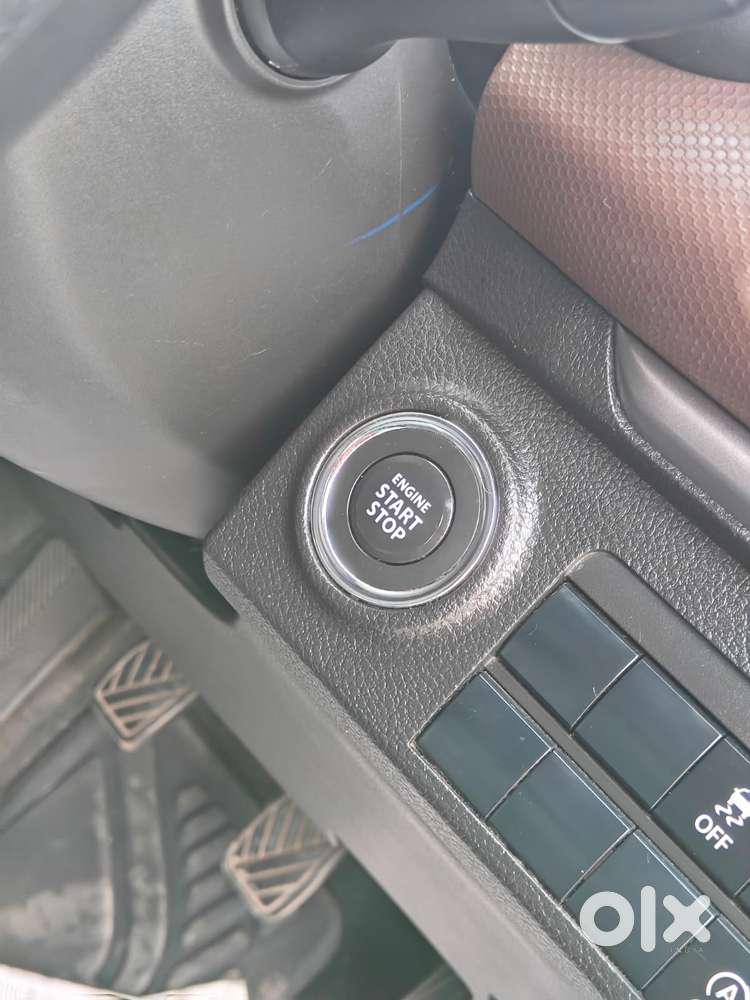 Maruti Suzuki Brezza 1.5 Zxi Plus Smart Hybrid, 2022, Petrol