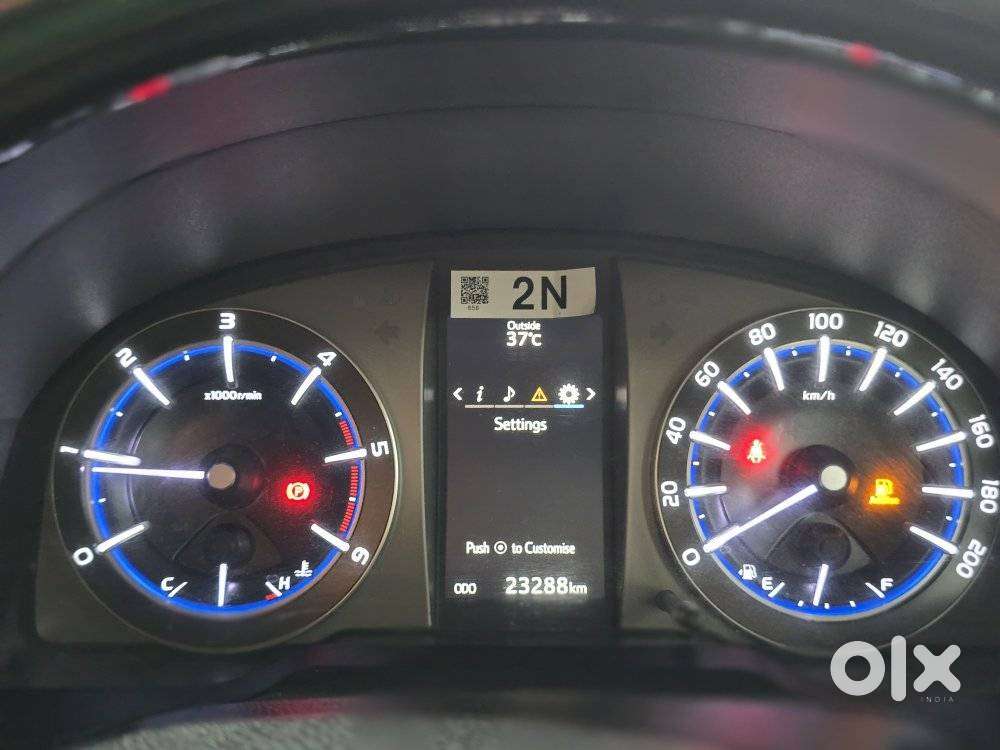 Toyota Innova Crysta [2020-ongoing] 2.4 Vx 8 Str, 2021, Diesel