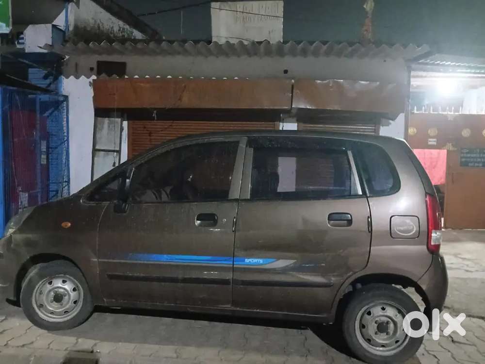 Maruti Suzuki Zen Estilo Lxi 2011
