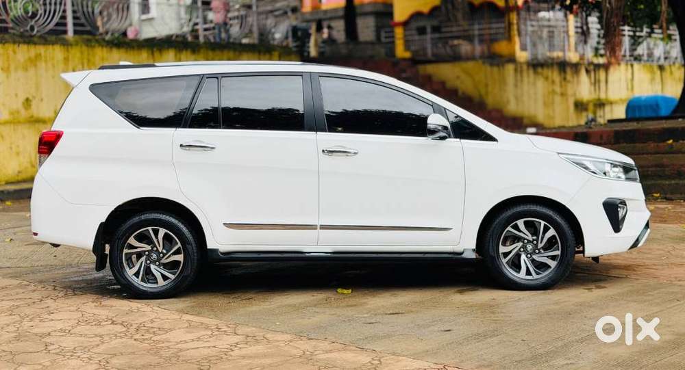 Toyota Innova Crysta 2.4 G Mt 8s, 2021, Diesel
