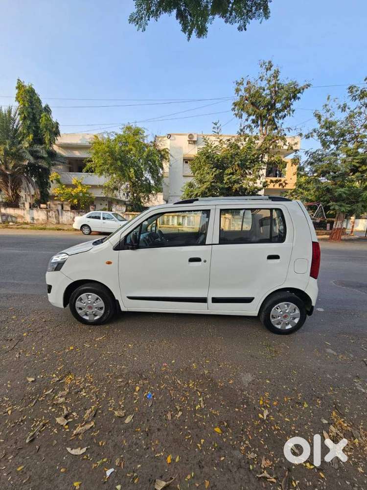Maruti Suzuki Wagon R Lxi, 2013, Petrol