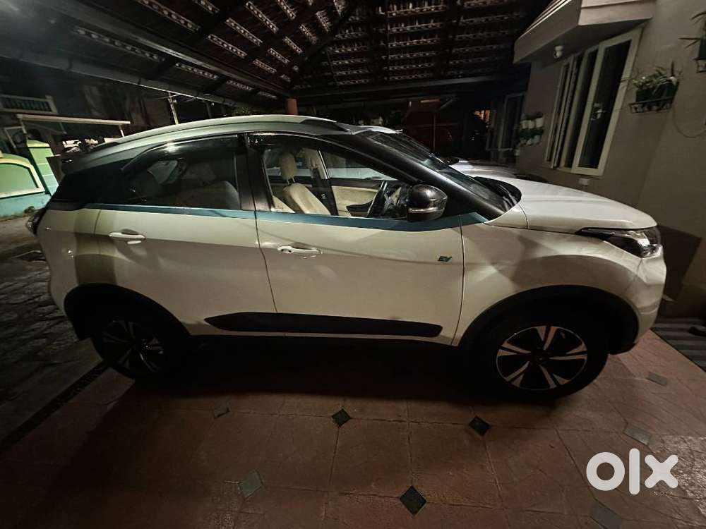 Tata Nexon Ev Max Top Variant