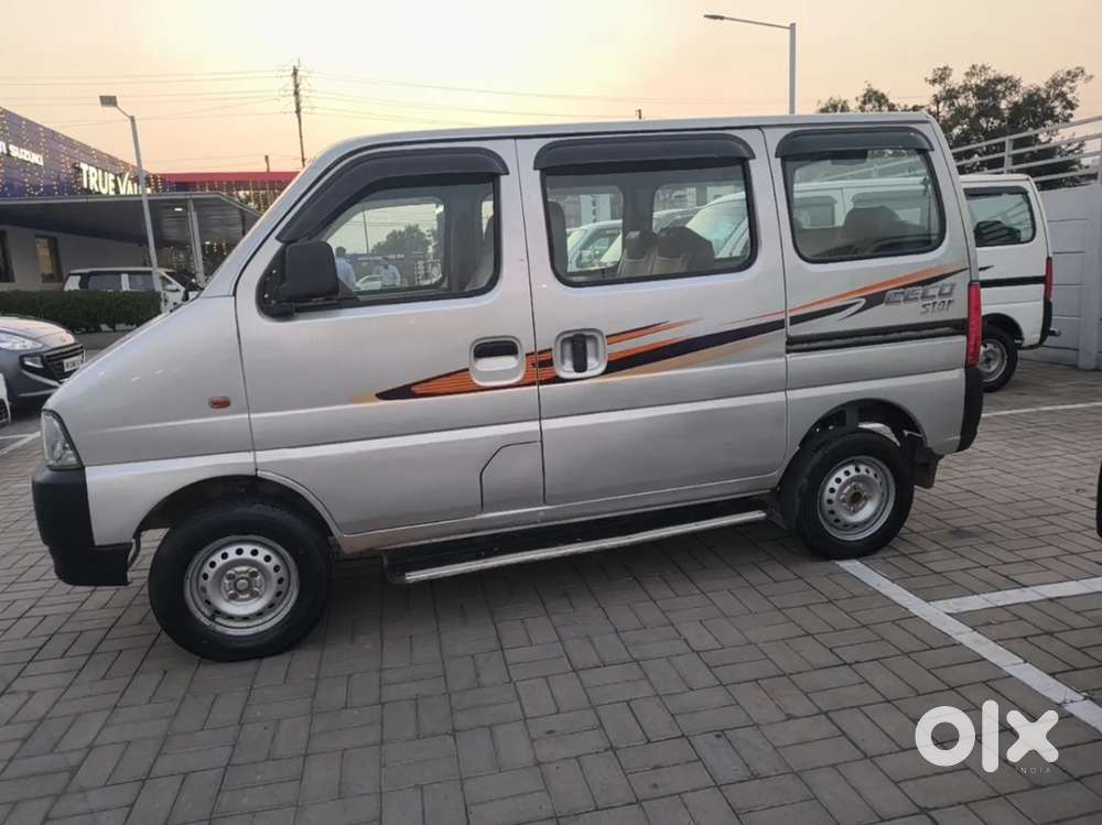 Maruti Suzuki Eeco 1.2 7 Str Std(o), 2023, Petrol