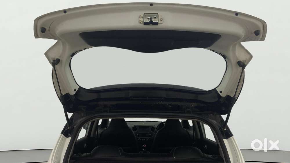 Hyundai Grand I10 1.2 Kappa Sportz Dual Tone, 2019, Petrol