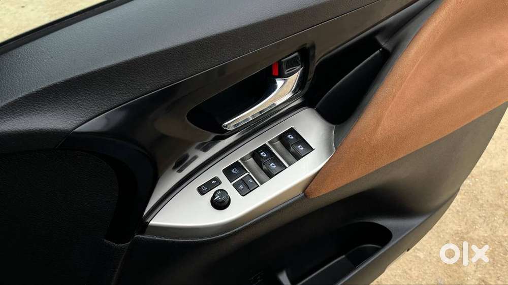 Toyota Innova Crysta 2019 Petrol Well Maintained