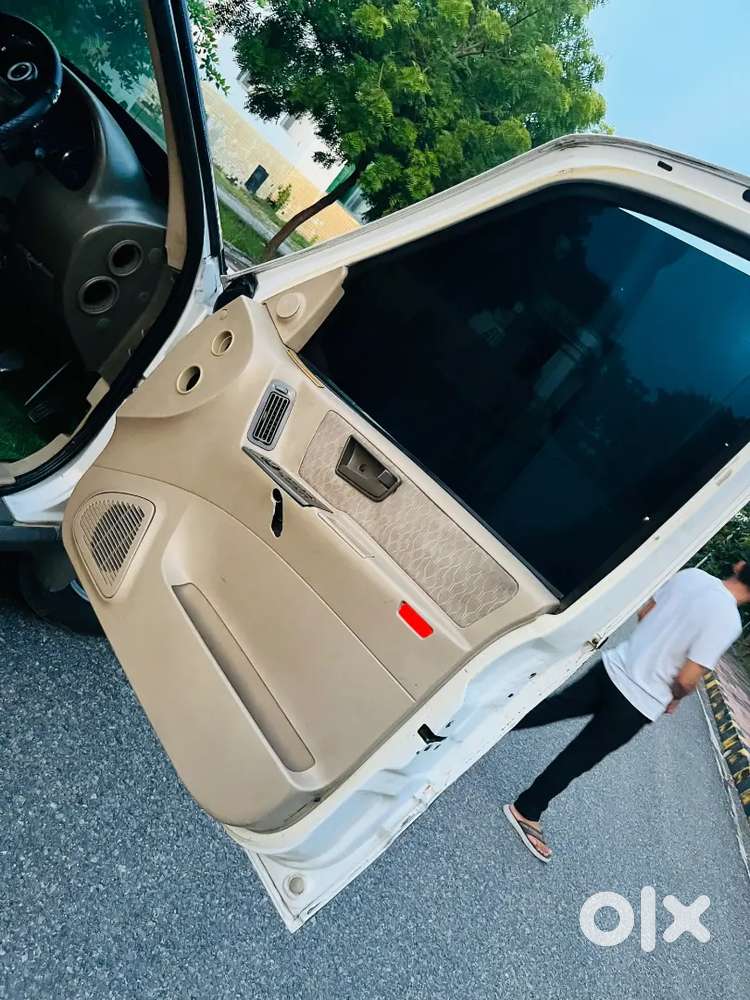 Tata Safari 2.2 Dicor 2013