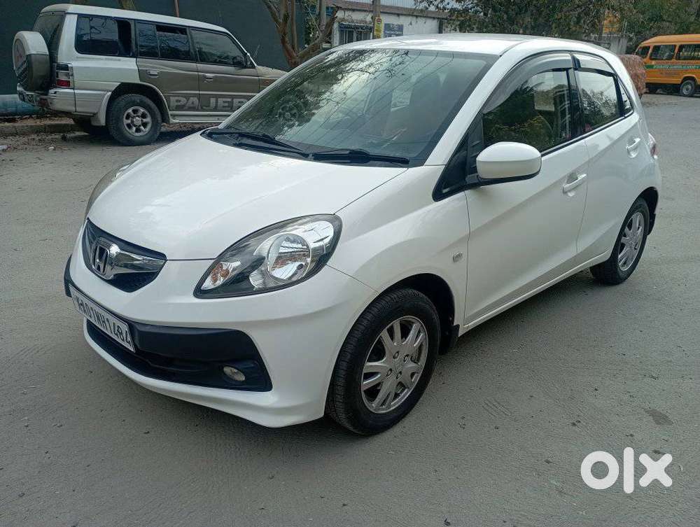 Honda Brio 2011-2013 V Mt, 2012, Petrol